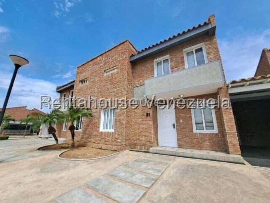 Foto Casa en Venta en Punto Fijo, Falcón - U$D 100.000 - CAV239924 - BienesOnLine