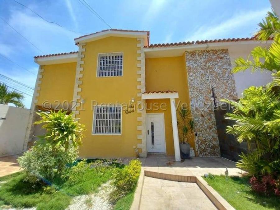 Townhouse en venta en zona Norte