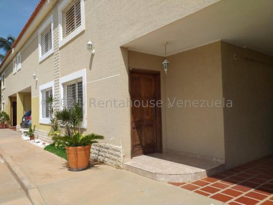 Townhouse en venta en zona Norte