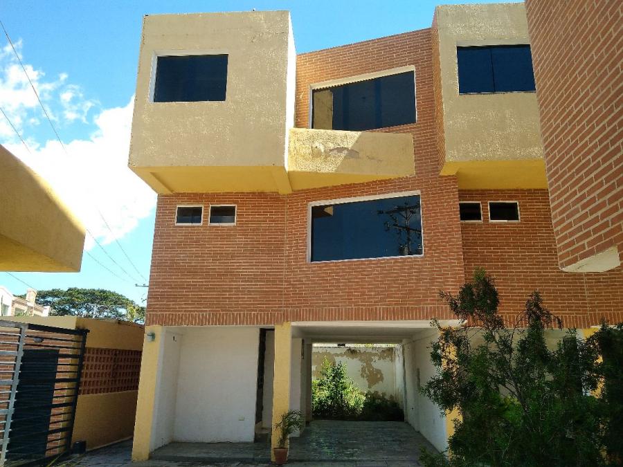 Townhouse en venta Naguanagua Manantial Carabobo em MLS #21-1308