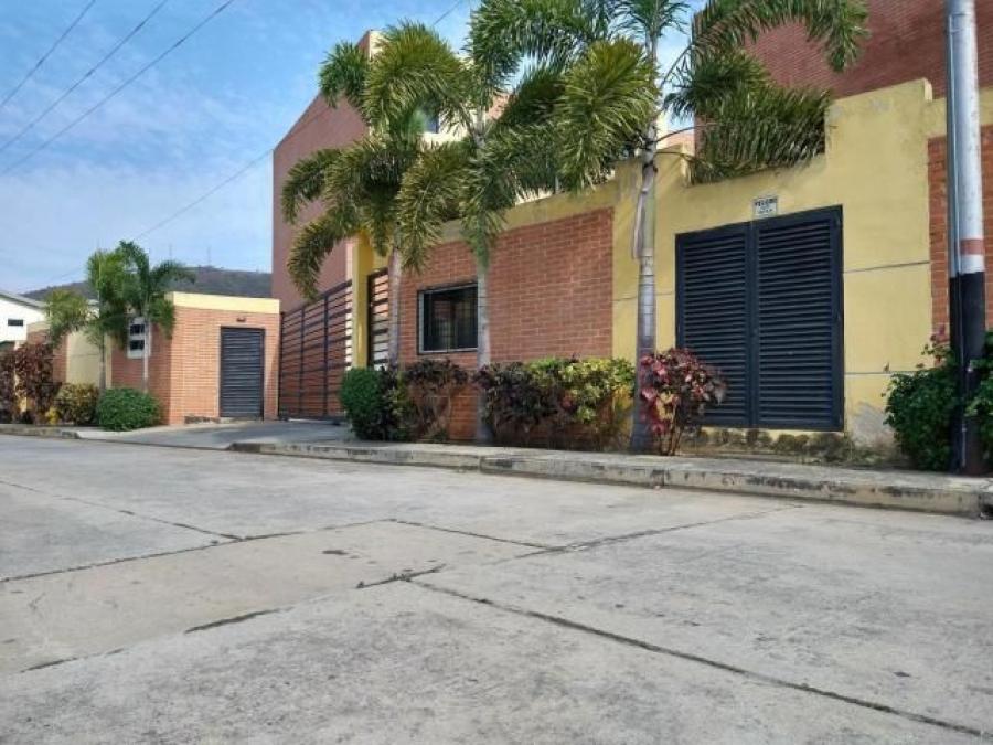 Foto Casa en Venta en Municipio Naguanagua, Urbanizacion Manantial, Carabobo - U$D 40.000 - CAV137500 - BienesOnLine