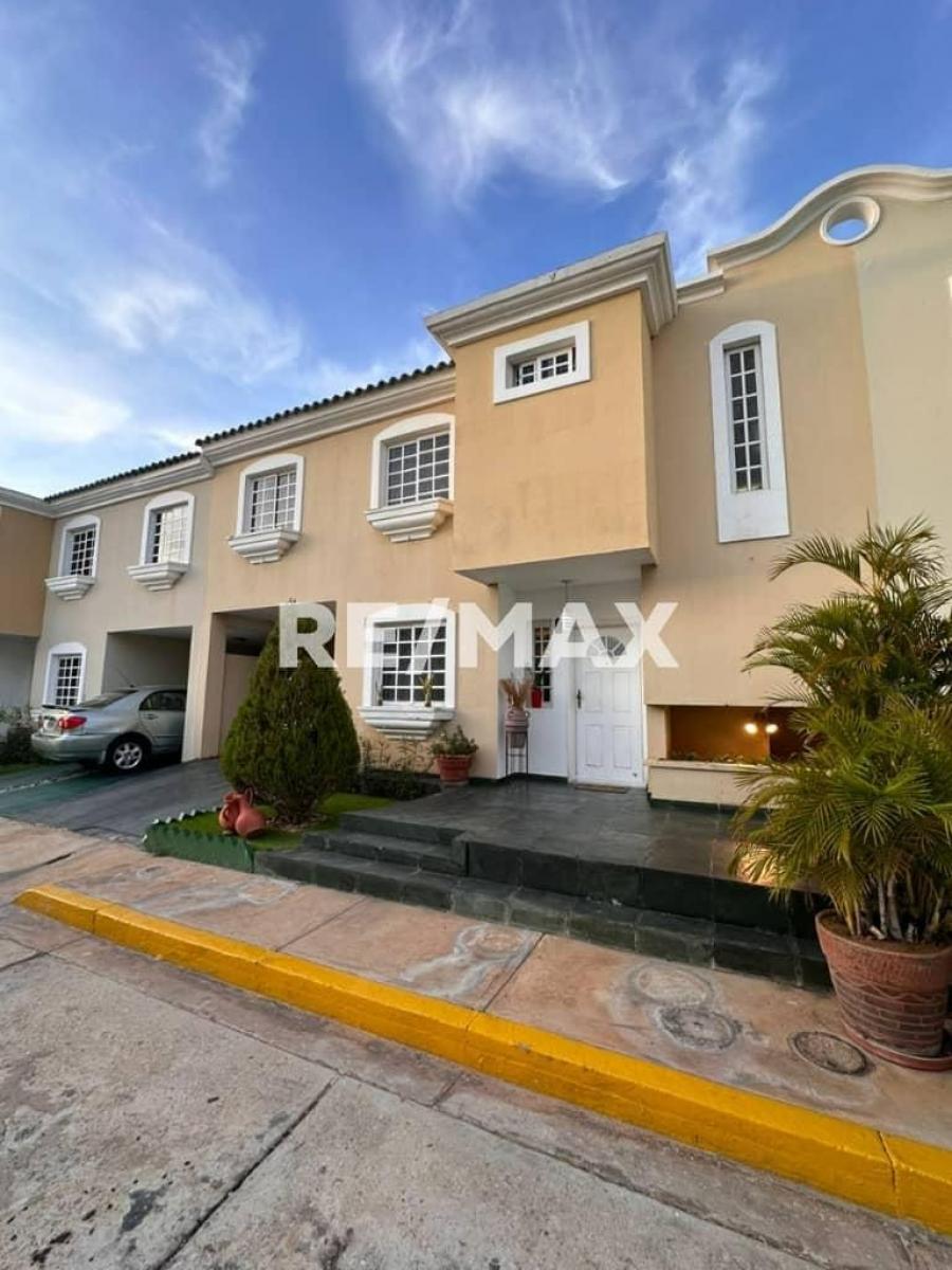 Foto Casa en Venta en Maracaibo, Zulia - U$D 180.000 - CAV239434 - BienesOnLine