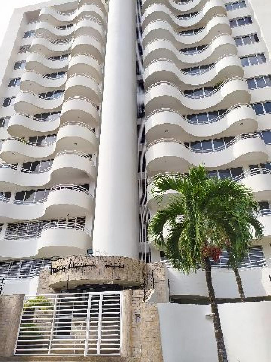 Foto Apartamento en Venta en Trigalea, Valencia, Carabobo - U$D 51.000 - APV208424 - BienesOnLine