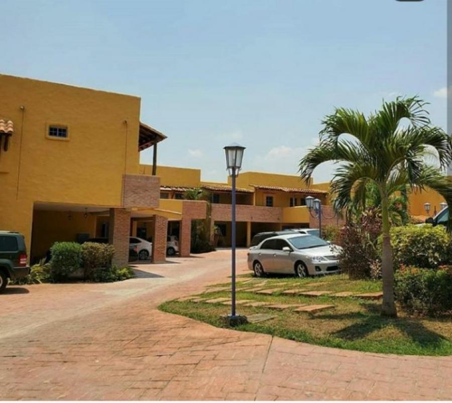 Foto Casa en Venta en ALTOS DEL CONTRY, Carabobo - BsF 143.000 - CAV130133 - BienesOnLine