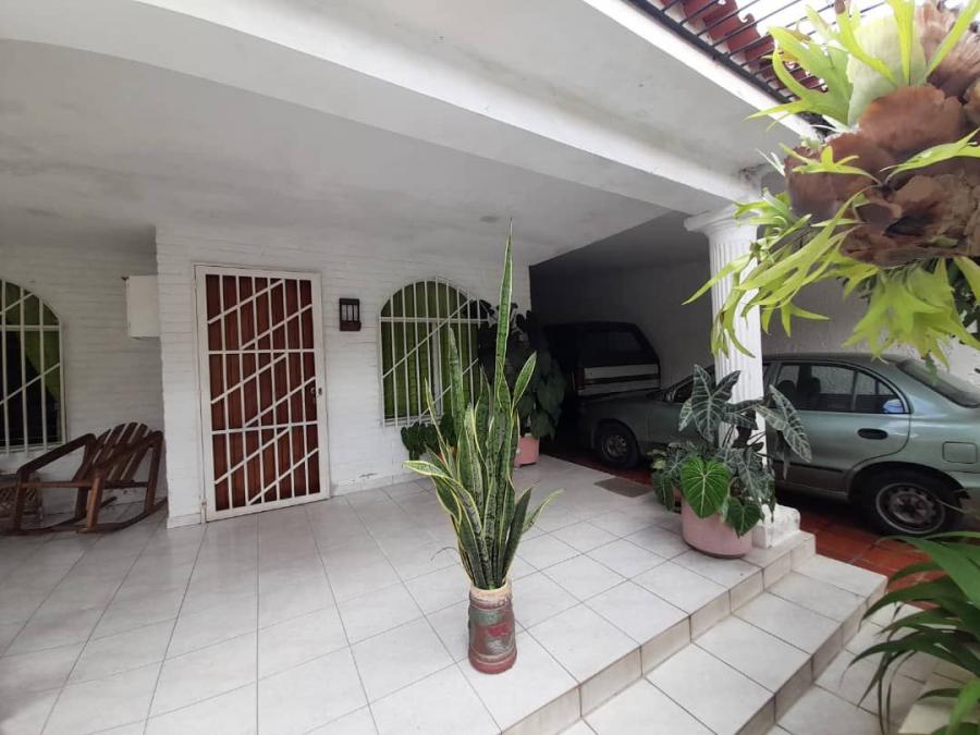 Foto Casa en Venta en Naguanagua, El Pinar, Carabobo - U$D 40.000 - CAV152950 - BienesOnLine