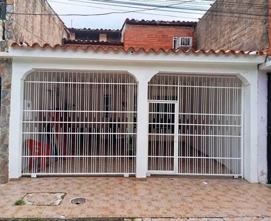 Foto Casa en Venta en Libertador, Valencia, Carabobo - U$D 25.000 - CAV235027 - BienesOnLine