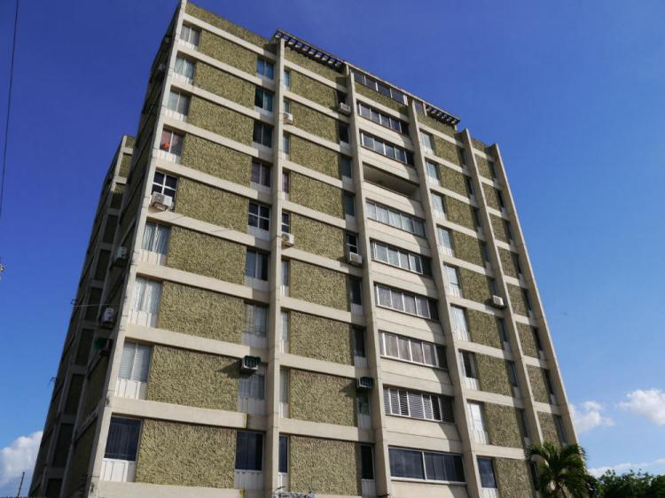 Foto Apartamento en Venta en Barquisimeto, Lara - BsF 130.000.000 - APV80405 - BienesOnLine