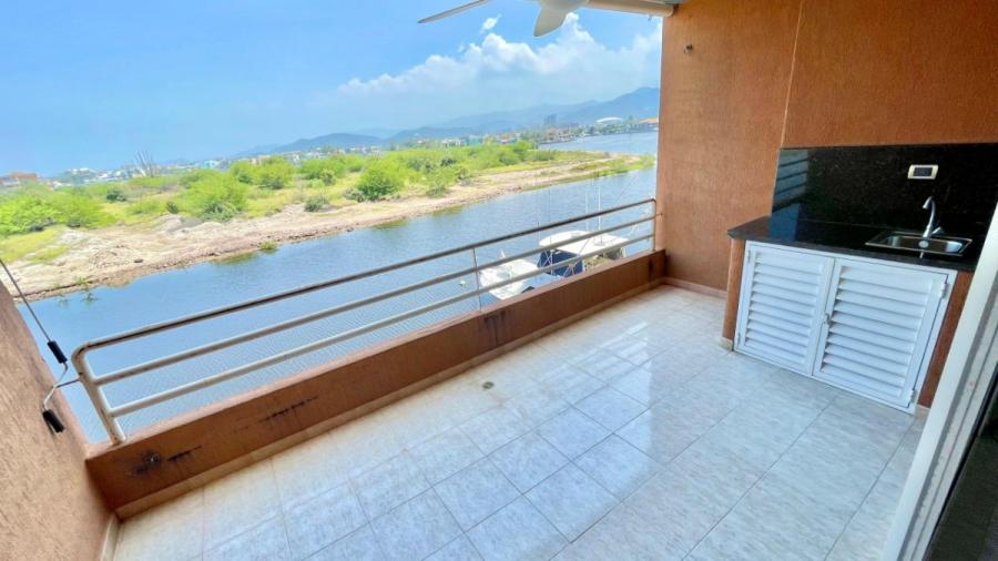 Venta de Apartamento con acceso al Canal navegable, Lecheria