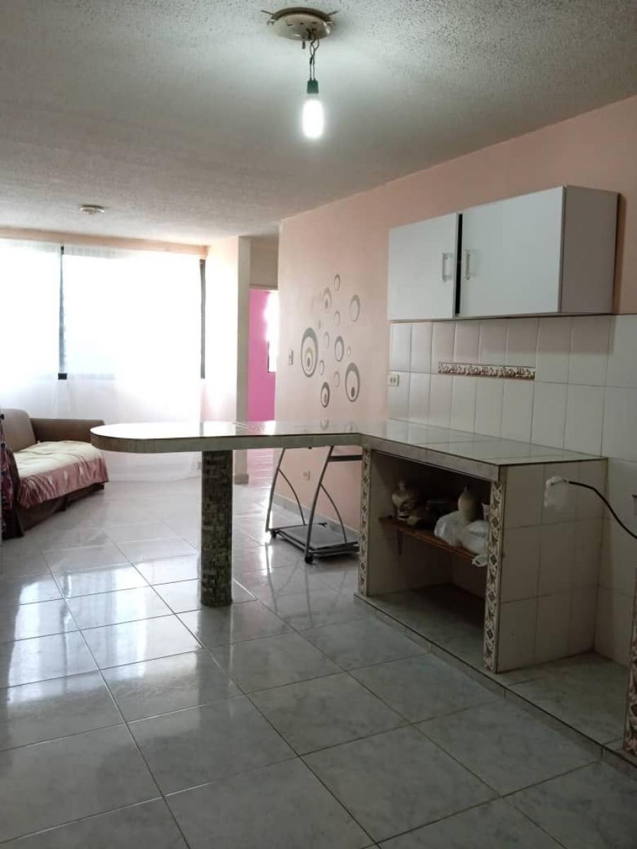 Foto Apartamento en Venta en Paraparal, Los Guayos, Carabobo - U$D 8.000 - APV228160 - BienesOnLine