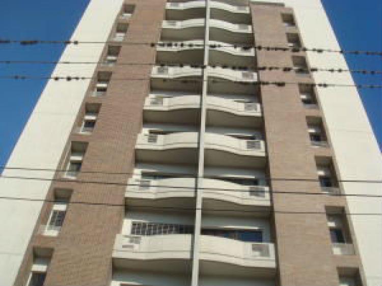 Foto Apartamento en Venta en Barquisimeto, Lara - BsF 70.000.000 - APV80409 - BienesOnLine