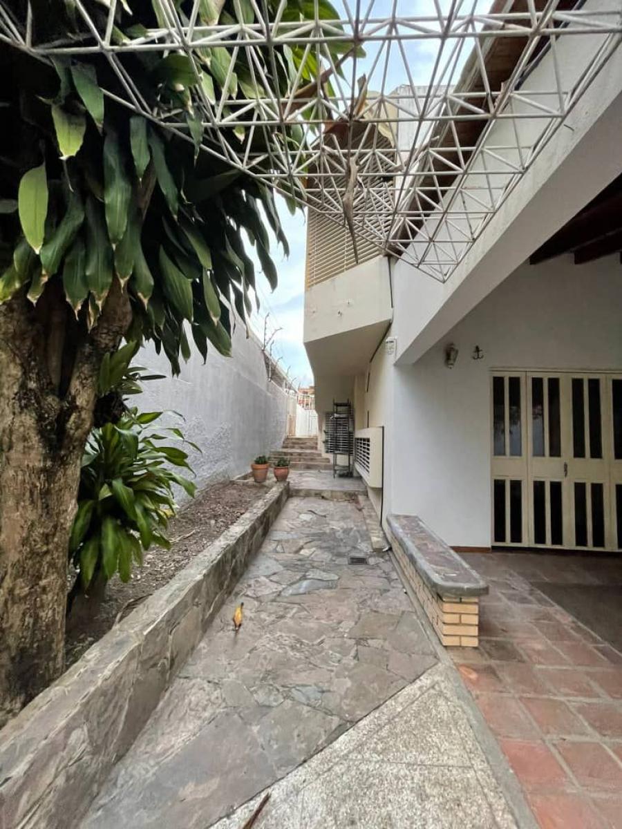 Foto Casa en Venta en Este de Barquisimeto, Barquisimeto, Lara - U$D 320.000 - CAV181133 - BienesOnLine