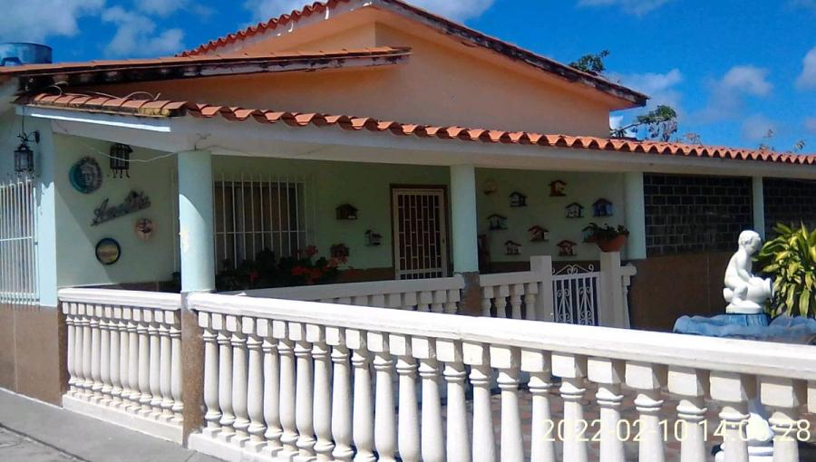 Foto Casa en Venta en Brión, Tacarigua, Miranda - U$D 25.000 - CAV173927 - BienesOnLine