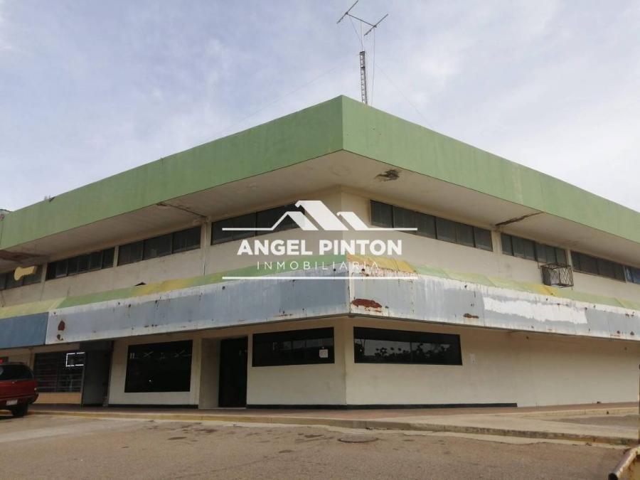 VENTA LOCALES CC EL VARILLAL SABANETA MARACAIBO API 6396 