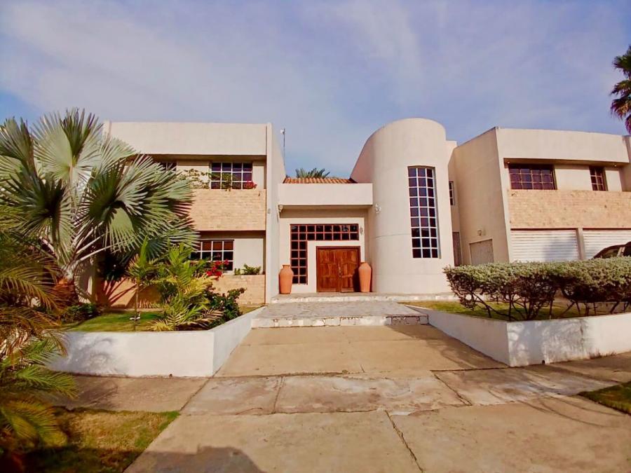 Foto Casa en Venta en 6016, Diego Bautista Urbaneja, Anzoátegui - U$D 850.000 - CAV237173 - BienesOnLine