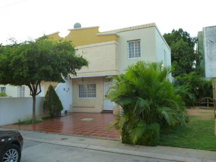 Foto Casa en Venta en Amparo, Maracaibo, Zulia - BsF 5.300.000 - CAV54266 - BienesOnLine